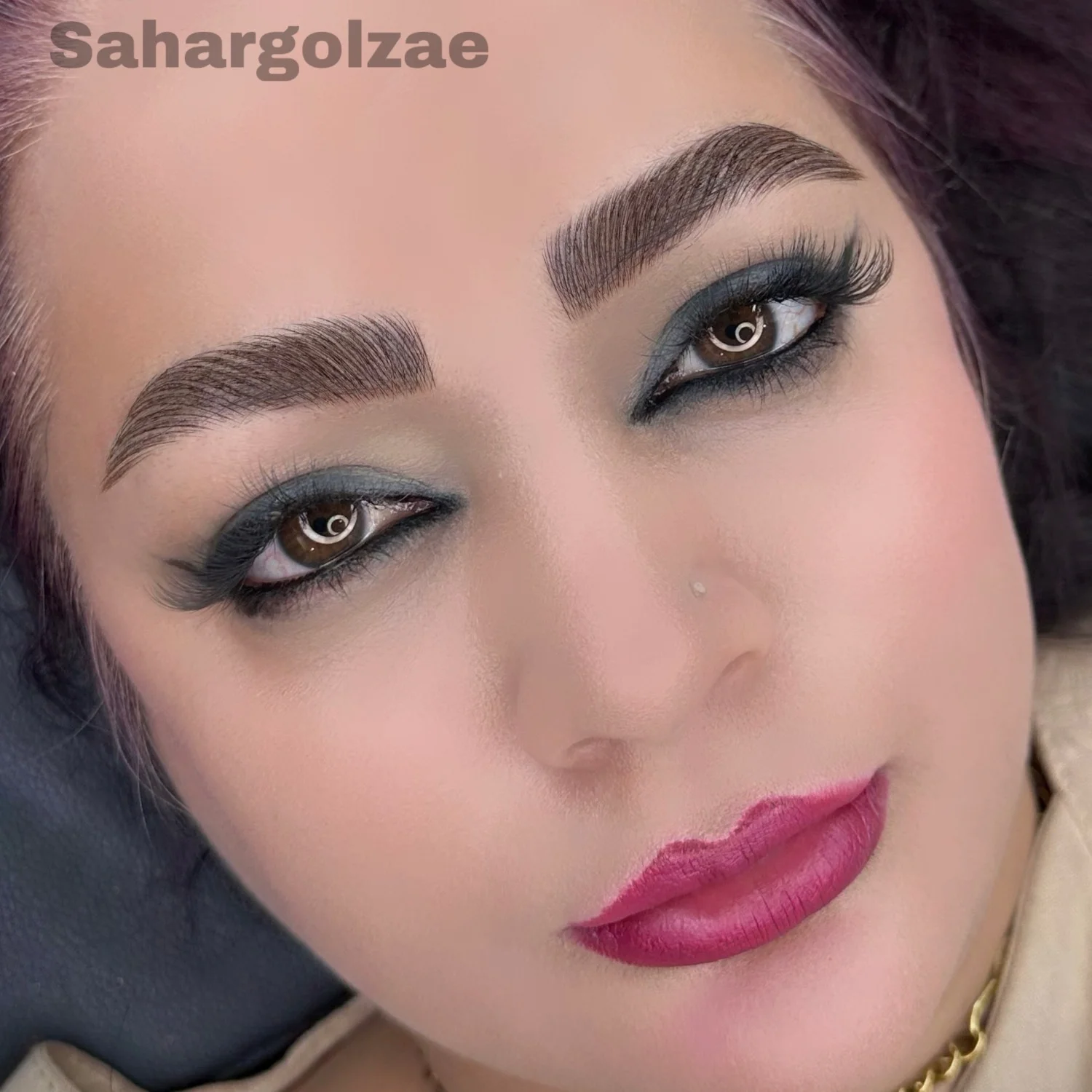 نمونه کار و خدمات ابرو سحر گلزایی